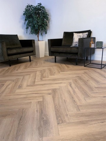 4700 smoked oak light 2