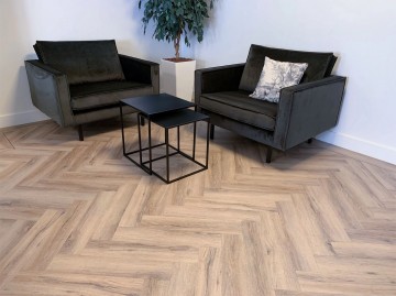 4700 smoked oak light 3