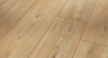 Parador - Montinique - Chamonix Corsica Eiken XS0769